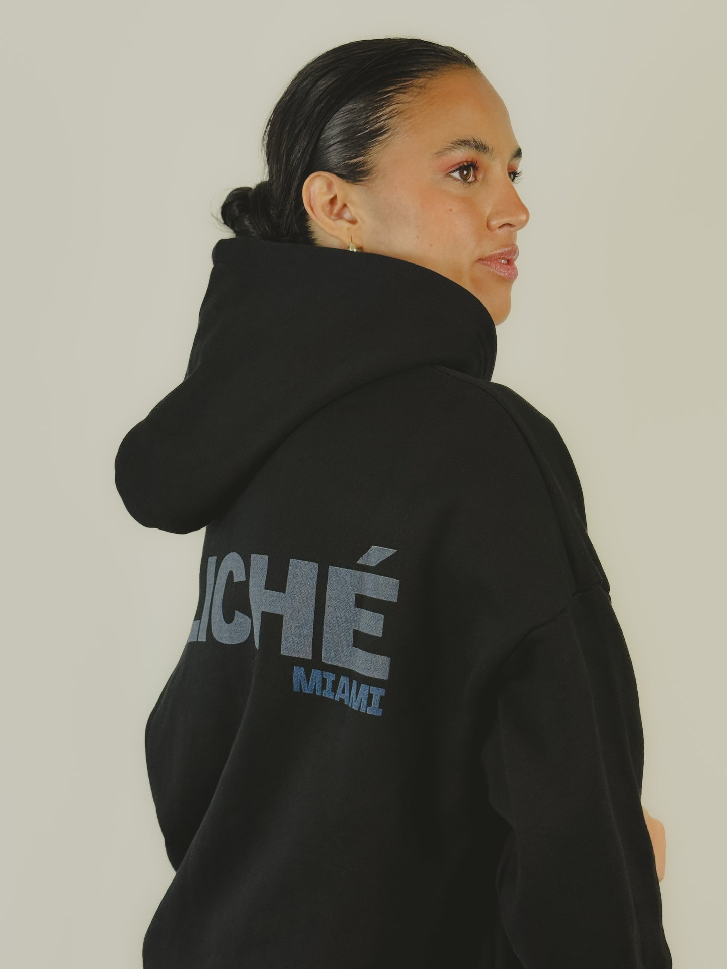 Core Hoodie in Carbon Haze